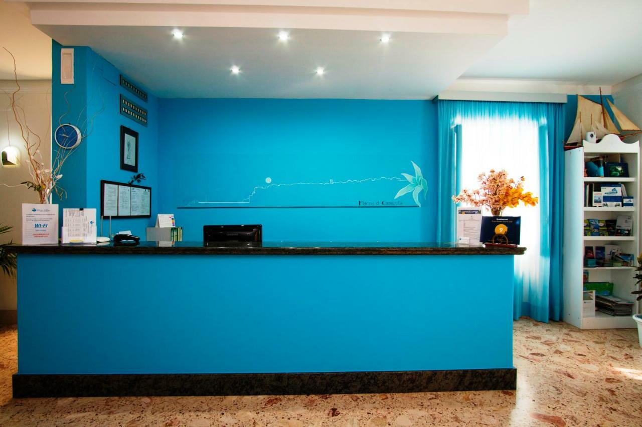 Delfino Hotel มารีนาดีกาเมโรตา ภายนอก รูปภาพ